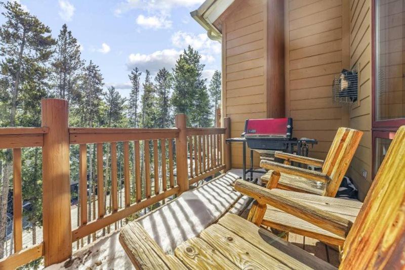 Beautiful 4 Bedroom Townhome Near Snowflake Lift In Breckenridge Blue River Buitenkant foto