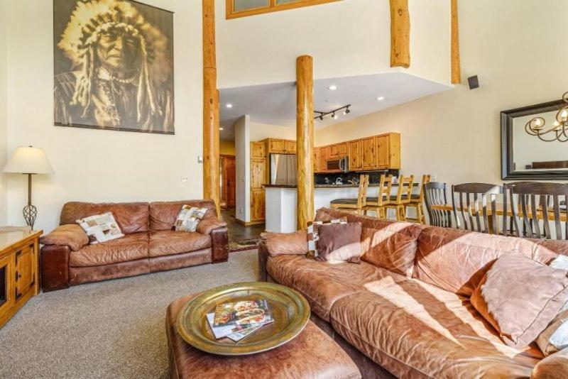 Beautiful 4 Bedroom Townhome Near Snowflake Lift In Breckenridge Blue River Buitenkant foto