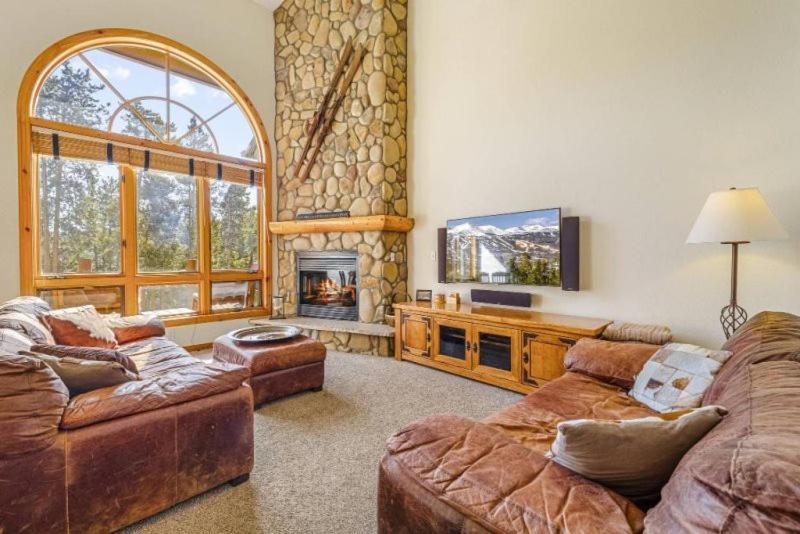 Beautiful 4 Bedroom Townhome Near Snowflake Lift In Breckenridge Blue River Buitenkant foto